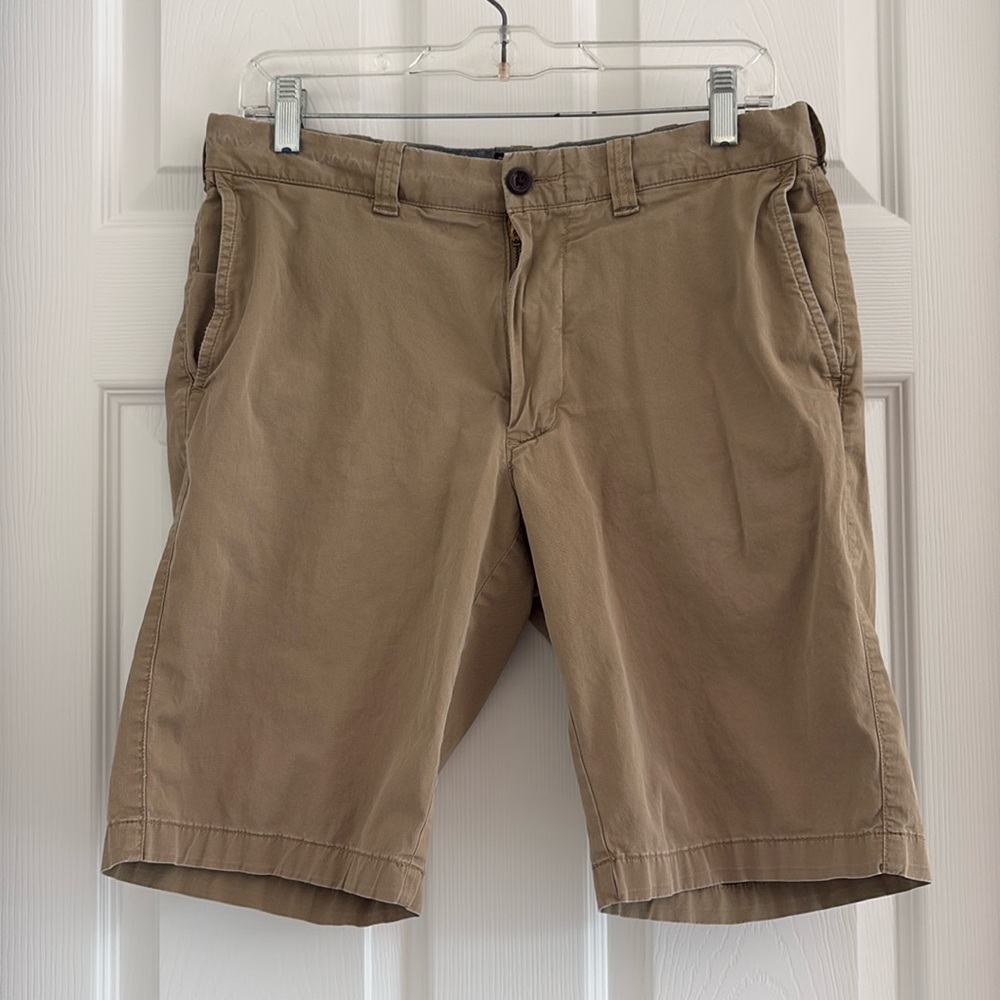 J.Crew Stretch men’s khaki shorts size 31